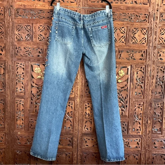 Guess Size 31 Ladies Straight Leg, Medium Wash, Faded, Embellished Jeans - Picture 13 of 16